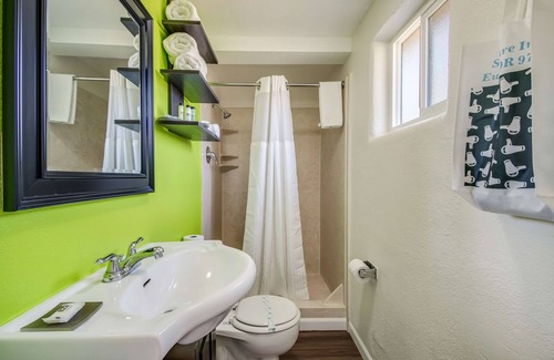 Whiteaker Hotel | Signature Inn Eugene