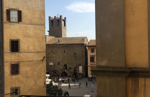 Cortona Old Town Apartment | SIGNORELLI HOUSE soundproofed apartment in the historic center