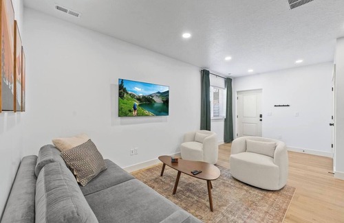 Lehi Apartment | Silicon Slopes Apartment