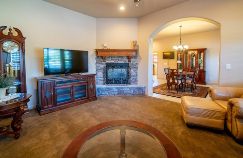 South Jordan House | Silicon Slopes Fully Furnished Executive Townhome