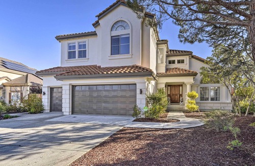 Sugarloaf House | Silicon Valley Home ~ 24 Mi to San Francisco!