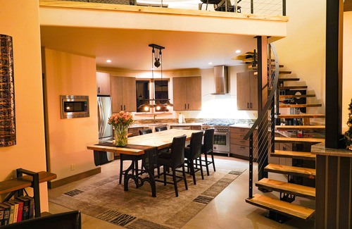 Kalispell House | Silo House, Stunning architecture, near Flathead Lake and Glacier Park.