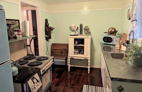 Westlake Apartment | Siltcoos Station Retreats