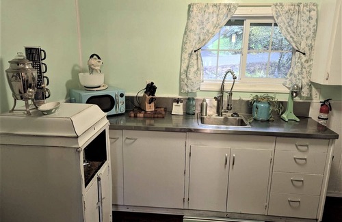 Westlake Apartment | Siltcoos Station Retreats