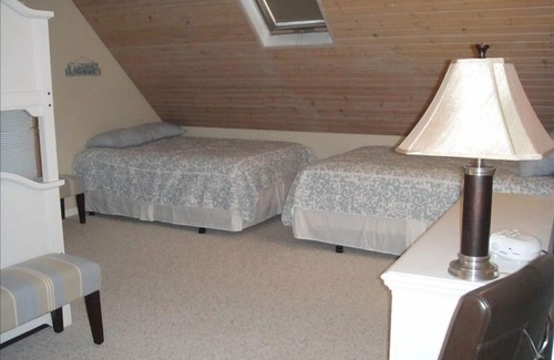 Saint Joseph House | Silver Beach Beach House - downtown St. Joseph Mi