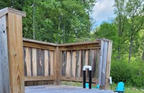 Cherokee House | Silver Cabin 2- Restored Airstream right next to GSMNP!