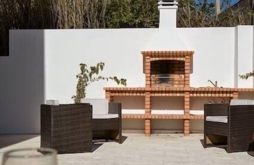 Caldas da Rainha Villa | Silver Coast villa with private pool and ocean views. Fully licensed property.