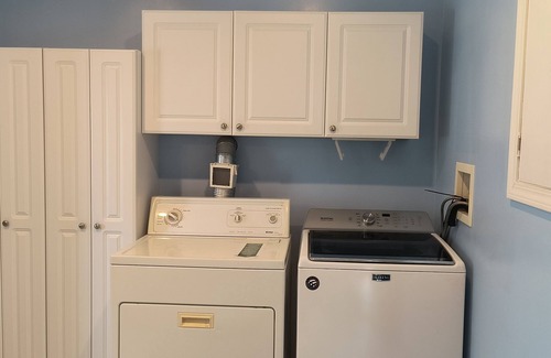 Perry House | Silver Lake, NY - Lakeside Retreat: 2025 Fall Dates Available!