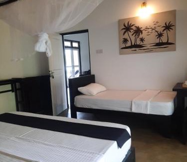 Balapitiya House | Silver Lake Villa & Boat Safari