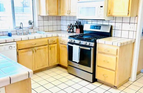 Silver Lakes Country Club House | Silver Lakes Oasis on Route 66 - Resort Style Amenities!