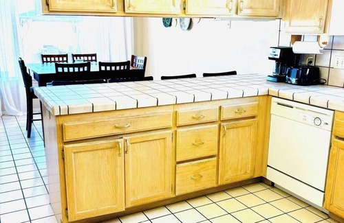 Silver Lakes Country Club House | Silver Lakes Oasis on Route 66 - Resort Style Amenities!
