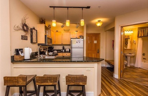 River Run Condo | Silver Mill by Summit County Mountain Retreats