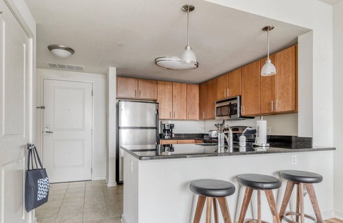 Downtown Apartment | Silver Spring 1BR Close to Metro