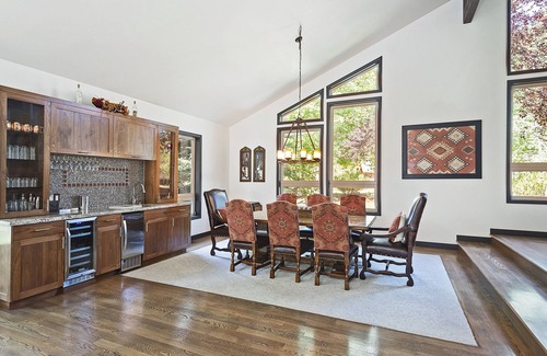 South Snyderville Basin House | Silver Spring Stunner! - 4 bdrm + hot tub