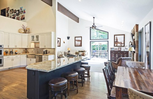 South Snyderville Basin House | Silver Spring Stunner! - 4 bdrm + hot tub