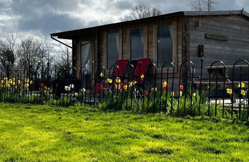 Monmouth Ski Chalet | Silver Springs Farm Lodge
