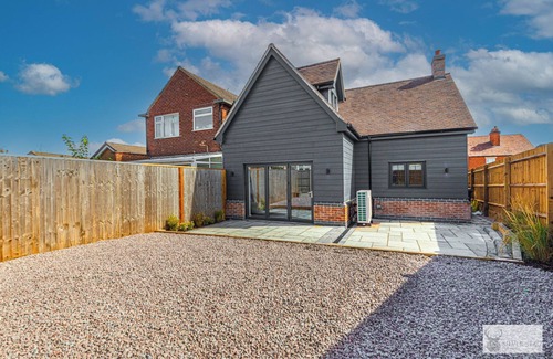 Ashby-de-la-Zouch House | Silver Stag, Glamorous 5 BR House