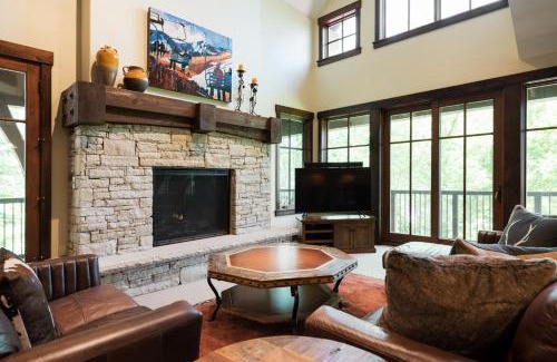 North Park City House | Silver Star #15 - 4 Bed Cottage Spa