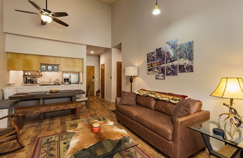 Purgatory Condo | Silver Vista at Cascade (#364) | Near Ski w/Shuttle - Pool - End Unit - Deck