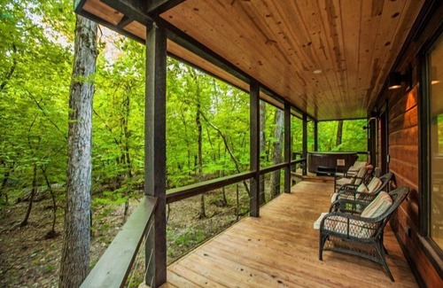 Broken Bow Cabin | Silverbrook in Hochatown/Broken Bow, OK
