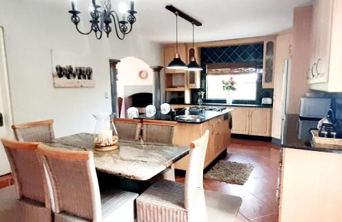 Betty's Bay Apartment | Silverdunes - GardenView