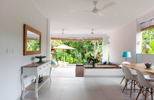 Kediri Villa | Silversand Villa: Laid Back Luxury Private Villa At Kedungu Beach