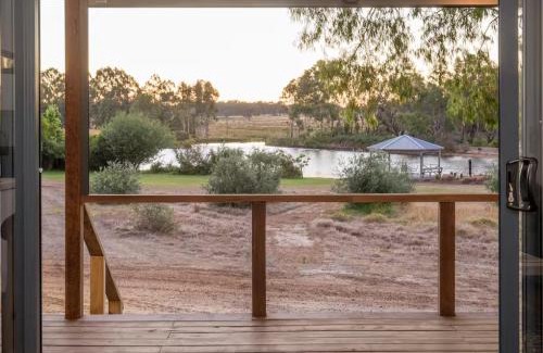 Metricup Cabin | SilverSprings Spa Retreat Pet Friendly Cottages and Glampings