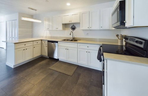 Kellogg Condo | Silverstrike Condos Spacious with Covered Porch and Central Walkable Location.