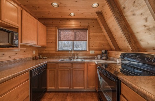 Wright City Ski Chalet | Silvretta Shores by Innsbrook Vacations!