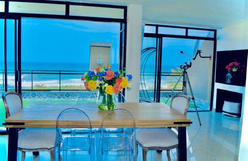 Manaba Beach Apartment | Simla Luxury Apartments 11