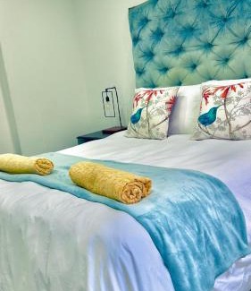 Manaba Beach Apartment | Simla Luxury Apartments 9