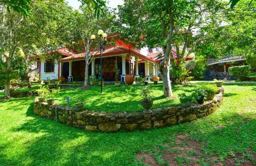 Nalagasdeniya House | Simon's Lodge Hikkaduwa