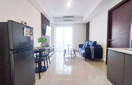 Suko Manunggal Apartment | Simple 1Br Near Mall At Grand Sungkono Lagoon Apartment