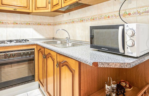 Luque Apartment | Simple and spacious apartment in the village of Luque at the foot of the Tajo del Algarrobo.