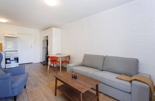Mosman Park Apartment | Simple Charm - Apartment in Mosman Park
