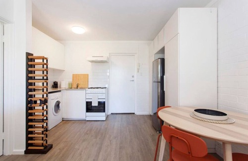 Mosman Park Apartment | Simple Charm - Apartment in Mosman Park