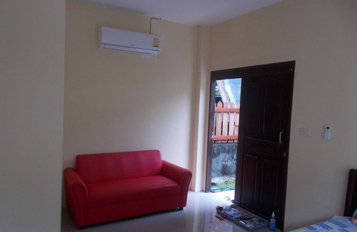 Patong House | Simple little house at Kamala beach!