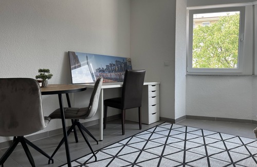 Innenstadt-West Apartment | Simplex Apartments am Euro | swanky | sleek