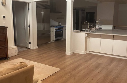 Bellingham House | Simply Lake Samish Solitude – Lakefront 2 BR / 2.5BA