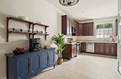 Lusby House | Simply Tidewashed - A Lusby Private Beach Retreat