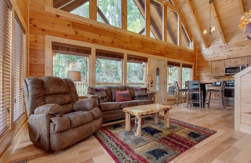 Gatlinburg Cabin | Simply Unforgettable