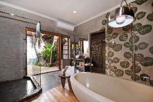 Pollok Beach Hotel | Singa Lodge - Lion Roars Hotels & Lodges