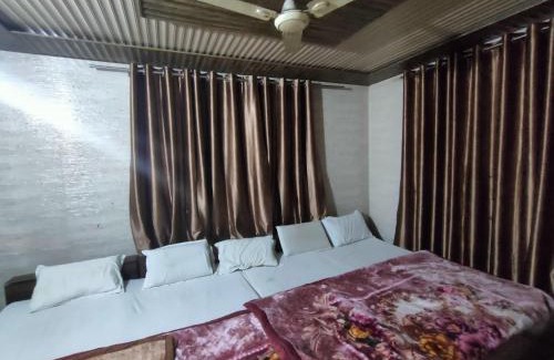 Mathura Hotel | Singh Hotel's Shubhadra Boutique Stay