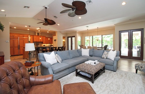 Moorings House | SINGLE FAMILY HOME/3 PLUS DEN BEDROOM-4.5 BATHS/ PRIVATE POOL AND SPA HOME
