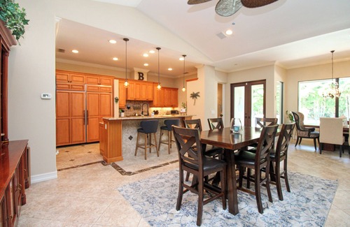Moorings House | SINGLE FAMILY HOME/3 PLUS DEN BEDROOM-4.5 BATHS/ PRIVATE POOL AND SPA HOME