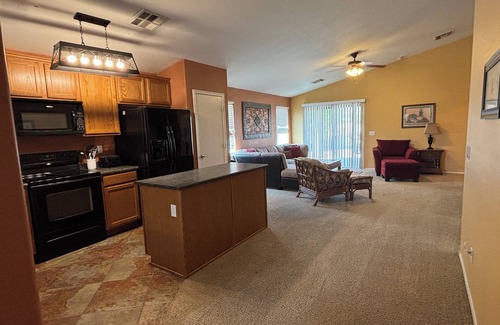 Casa Grande House | Single level, 3-bd home with view fencing and cul-de-sac lot