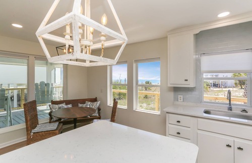 Indian Pass House | Single Level Home, Lots of Parking, Quiet Neighborhood ~ Brodie House