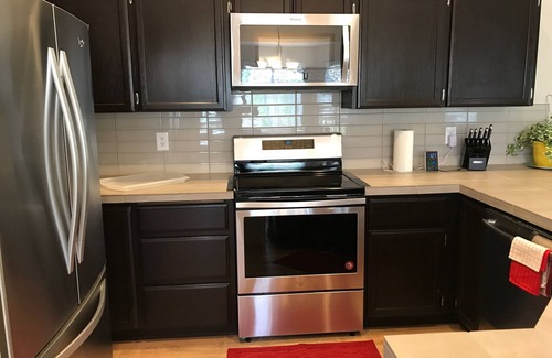 Bull Mountain House | Single Level new remodeled 3bedroom 2 full bath large yard Fenno creek Home