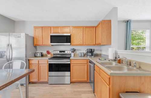 Thompson's Station House | Single-Level Comfort | Clean, Quiet, Great Beds