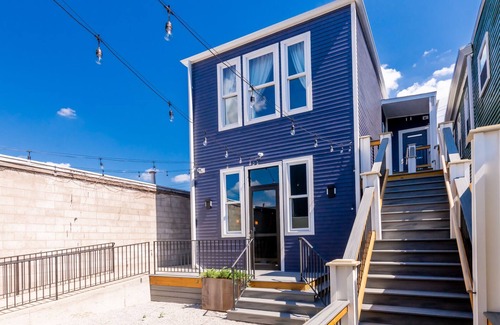 East Market District Apartment | Single Malt @Tartan House Lux King Studio Sleep 4
